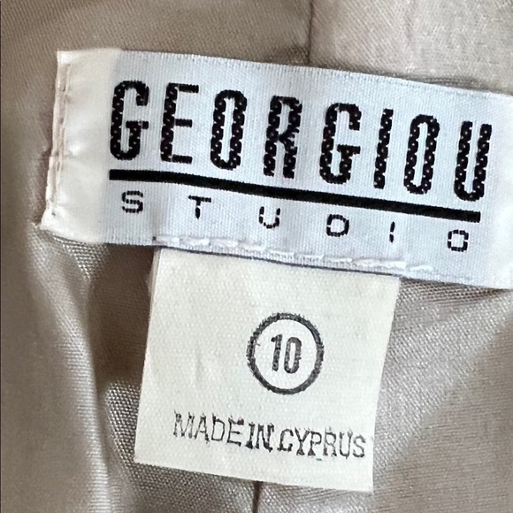 Georgiou Cream/Olive/Gold Tweed Blazer and Shirt Suit, Size 10 - Picture 11 of 16